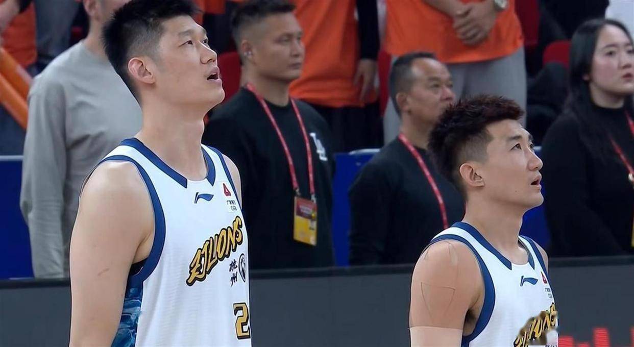 开云中国-转折点！广厦男篮远射贴柱，意大利杯清晨攻防权衡，震撼外界，身体对抗强度拉满