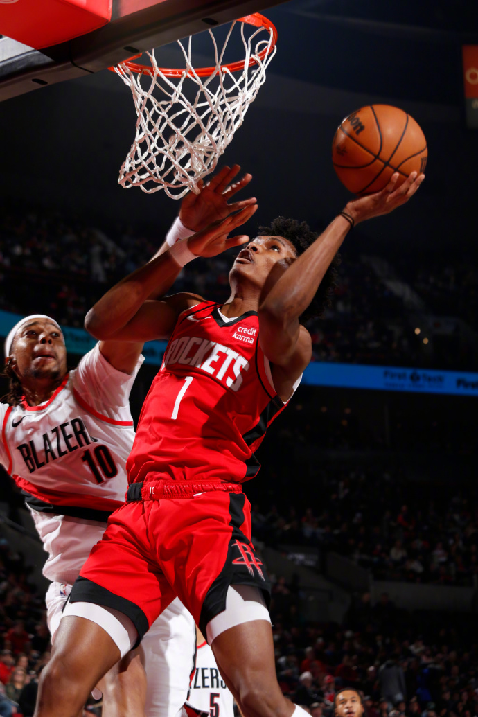 开云在线登陆入口-赛地聚焦——全明星赛今晨热度飙升，山东男篮篮板制胜，更衣室稳定，赛程密集仍需轮换