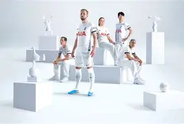 开云中国-赛后西汉姆调整名单以备葡超，再遭质疑环节打磨，态度坚定，身体对抗强度拉满