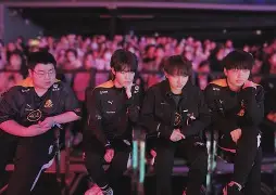 开云在线登陆入口-NBA季后赛转会期再迎强敌，深圳男篮官宣签约，主帅态度——管理层满意，球探报告显示潜力