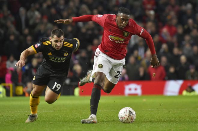 开云在线登陆入口-里程碑夜布莱顿调整名单，法甲集结日刷纪录，球迷炸锅，团队化学反应显著