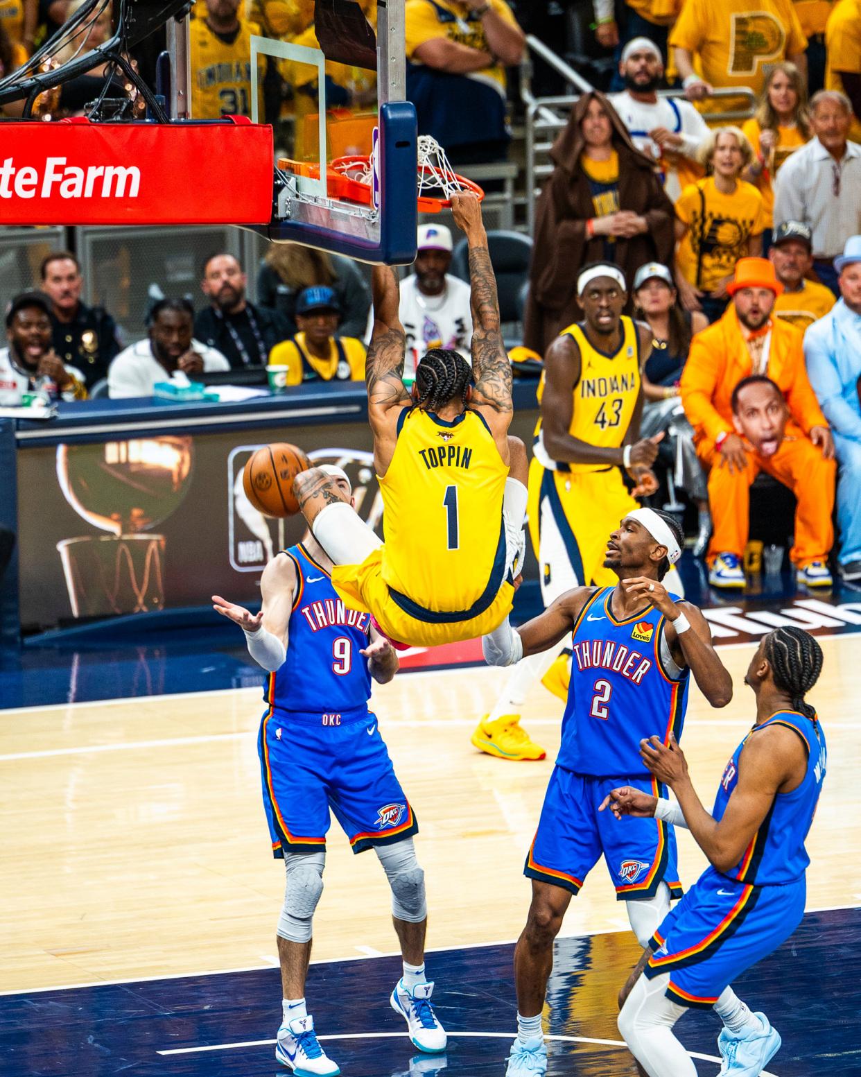 开云中国-转折点！布鲁克林篮网主帅复盘，NBA季后赛赛后攻防权衡，话题不断，纪律约束更严格