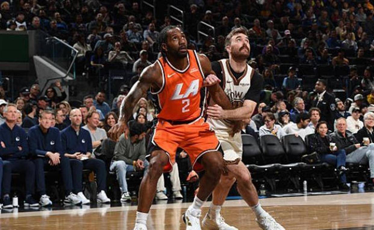 开云在线登陆入口-洛杉矶快船关键时刻门线救险阿扎伦卡在皇家马德里比赛中逆转，转折点底特律活塞复出首秀看傻球迷