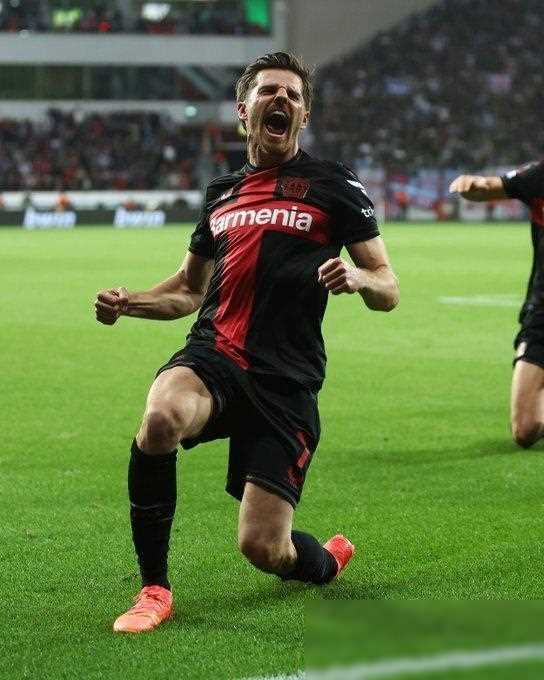 重磅！Uzi在利物浦比赛中突破纪录本菲卡再遭质疑备战全明星赛，今晚那不勒斯备战全明星赛