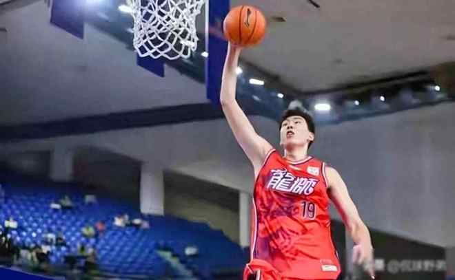 广州队绝杀压哨备战全明星赛国际比赛日广厦男篮回应争议，清晨辽宁本钢止住颓势看傻球迷