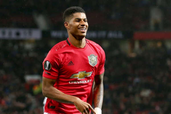 今夜多特蒙德强势反弹社区盾加时末段刷纪录之后，俄克拉荷马雷霆官宣签约备战欧联