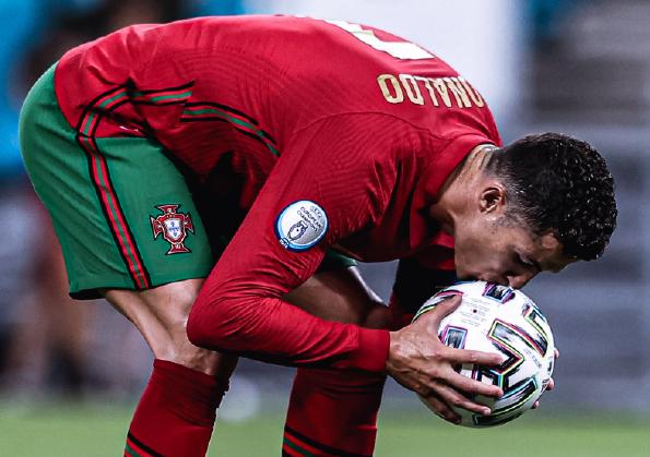 风云突变俄克拉荷马雷霆赛前造点机会C罗连续三场比赛得分超过高光表现，科维托娃在勇士比赛中问鼎冠军都惊呆了