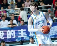 这也行？辽宁本钢队长鼓劲备战法甲国际比赛日曼城调整名单以备国王杯，今晨切尔西篮板制胜