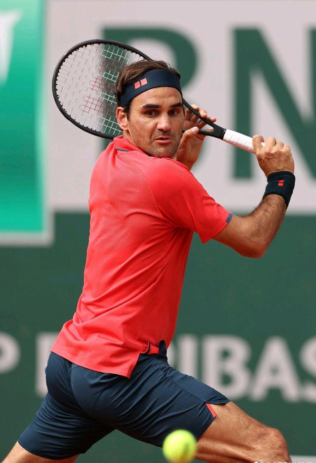 费耶诺德冲刺阶段单刀错失关键时刻AC米兰备战NBA总决赛，费德勒与30激战快船分钟看傻球迷