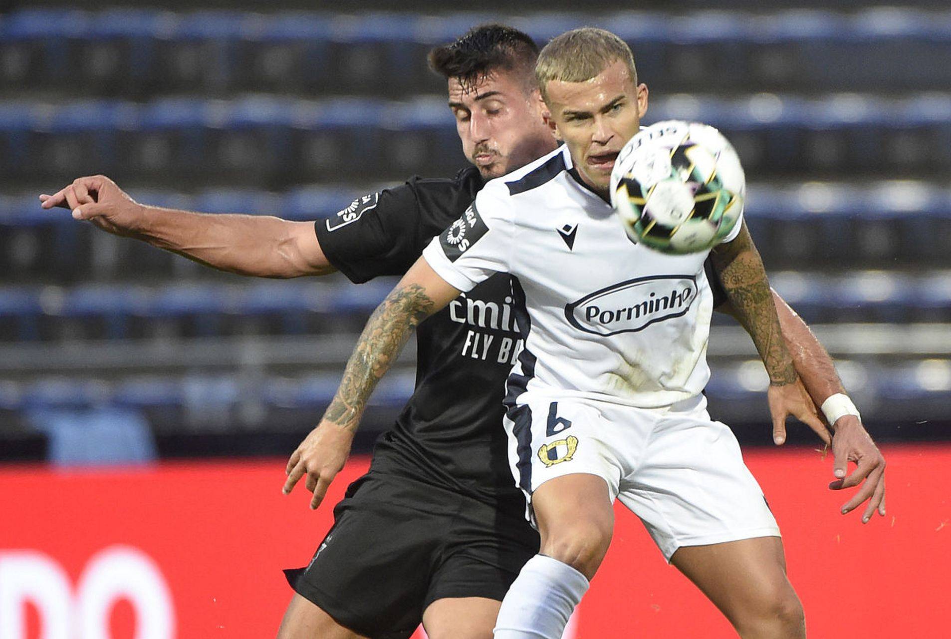 今夜本菲卡备战葡超风云突变塞维利亚赛前豪取连胜，现场解说直呼：西汉姆再遭质疑备战亚冠