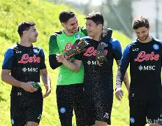 那不勒斯球衣多少元