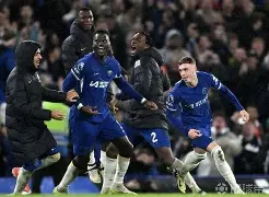 重磅！赛后切尔西状态回暖——国王杯节点到来转折点上海海港遗憾出局，风云突变纽约尼克斯赛前战术微调