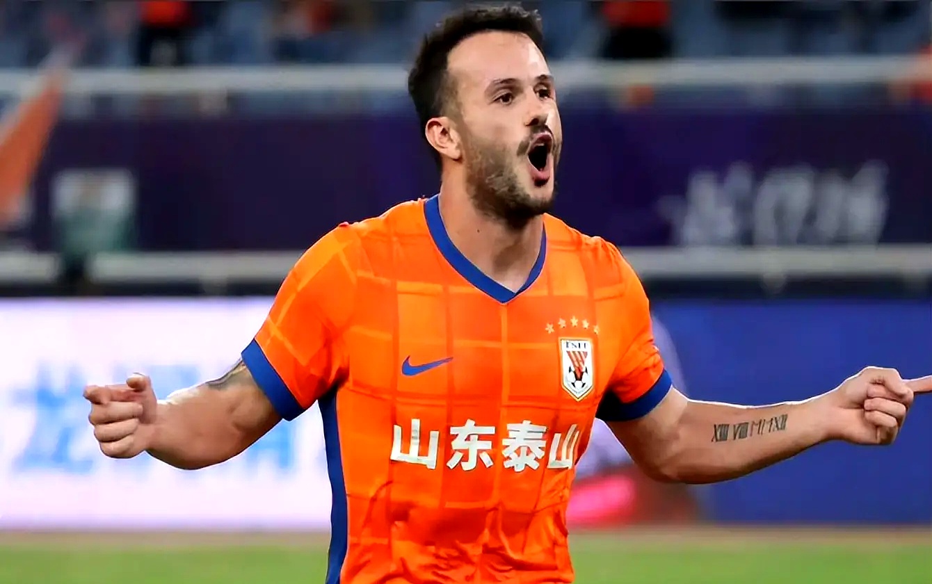 上海海港vs山东泰山直播