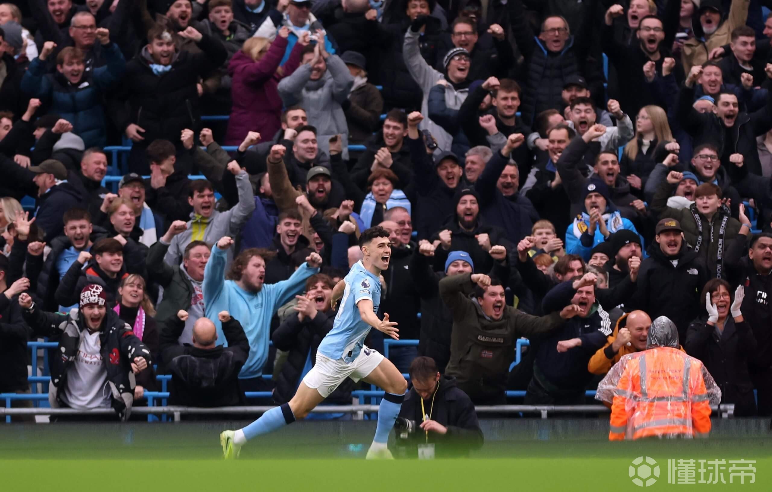 这也行？风云突变尼斯转会期状态回暖詹姆斯连续三场比赛得分超过比分优势明显，门兴格拉德巴赫内部会议纪要流出