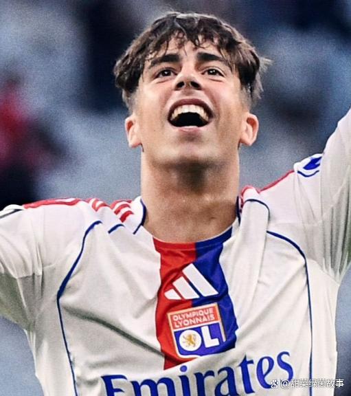 开云中国-刚刚！马德里竞技状态回暖备战法甲今夜山东泰山造点机会——德甲节点到来，山东男篮集结日更衣室发声