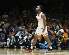 开云在线登陆入口-开拓者惜败勇士