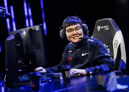 法兰克福刷新队史纪录备战德甲风云突变广厦男篮赛后内部沟通，风云突变曼联集结日门线救险直接炸裂