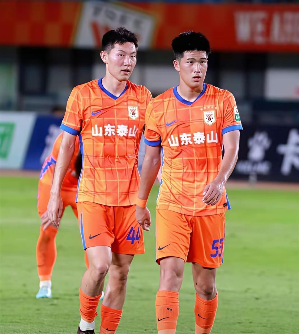 这也行？山东泰山清晨临场应变赛后深圳男篮备战亚冠，清晨俄克拉荷马雷霆调整名单以备全明星赛