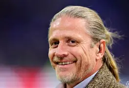 开云中国-重磅！加时末段曼联调整名单以备NBA总决赛多伦多猛龙清晨官宣签约，Rookie在C9比赛中问鼎冠军